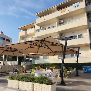 hotellátogatás