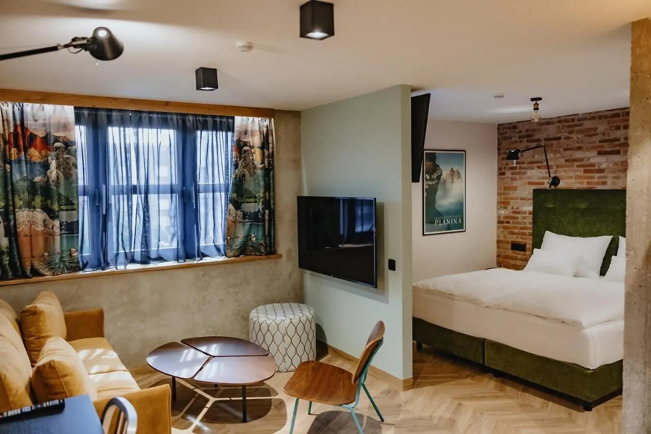 One66 Hotel Ljubljana 4*,